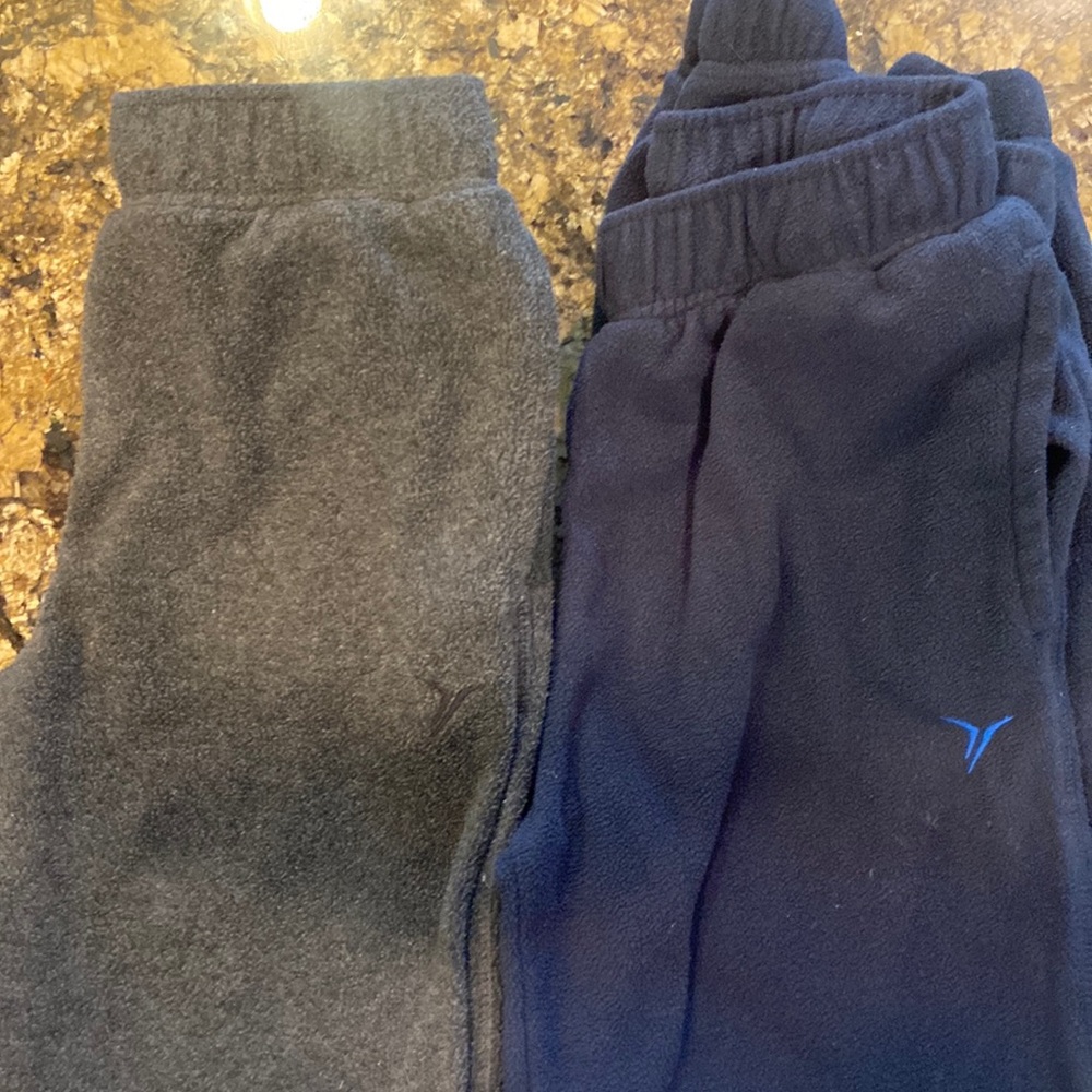 2 pair boys Old Navy fleece sweat pants